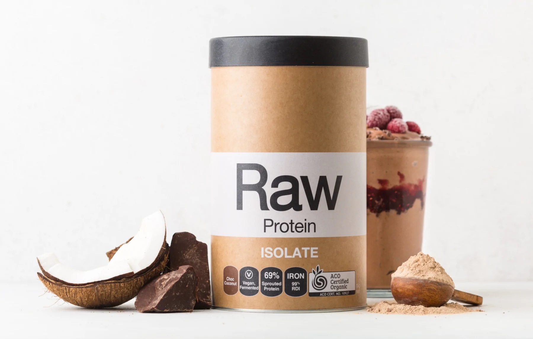 Raw-protein_Isolate_ChocCoconut-foto-daniel-hine